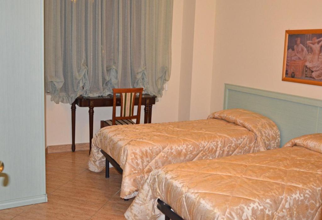 B&B Casa Cavour San Benedetto del Tronto Habitación foto